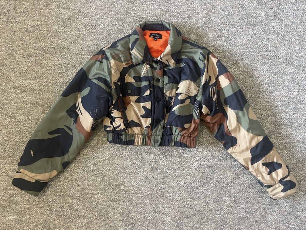 Bardot Jacket (Category: Women's Clothes) located in Liverpool. Submitted by amraluckett (Listing ID 1354324235, Image 1). Description: Bardot Jacket Worn ones Size 6.