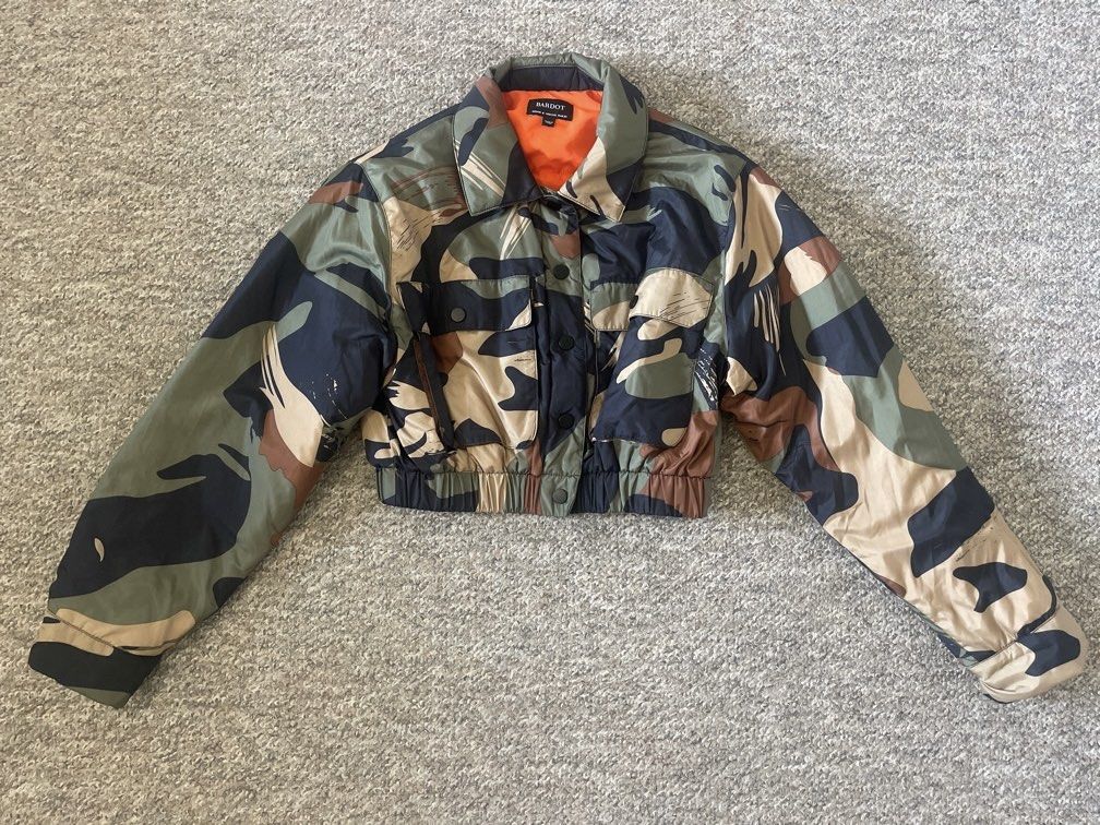 Bardot Jacket (Category: Women's Clothes) located in Liverpool. Submitted by amraluckett (Listing ID 1354324235, Image 2). Description: Bardot Jacket Worn ones Size 6.