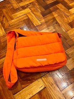 Beyond the Vines Poofy Bag in Orange