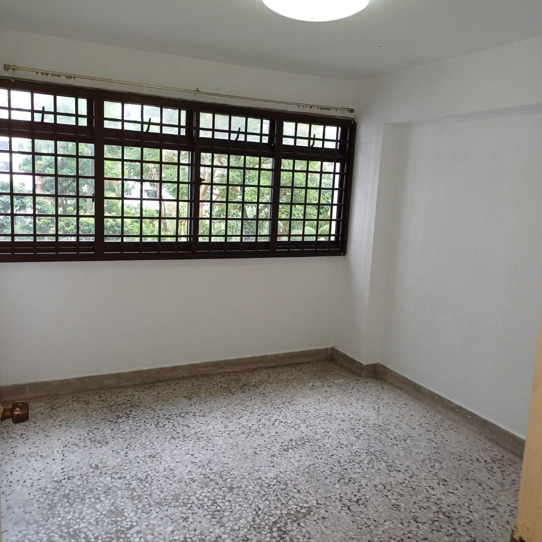 Blk 106 Henderson crescent Near to Tiong Bahru MRT62863074395395114