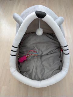 (Category: ) located in . Submitted by precmom (Listing ID 1354237454, Image 1). Description: .