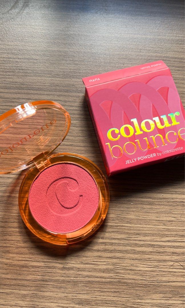 Colourette Blush powder in Tutu (Category: Makeup) located in Antipolo. Submitted by pascualkarie (Listing ID 1354168367, Image 1). Description: .