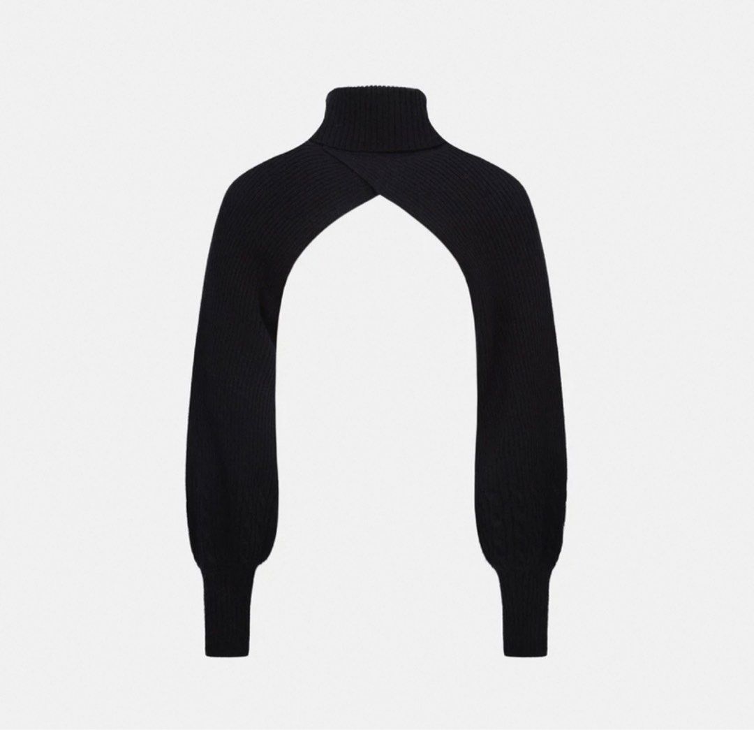 REPRICED Evisu Turtle Neck Knitted Shrug (Category: Longsleeves) located in Cebu City. Submitted by tala10 (Listing ID 1354298241, Image 3). Description: This is a new and unused Evisu Kuro knitted shrug that is made of 98% wool. Very nice and versatile as you can wear it over different tops to create different looks, plus it’s in black so it’s a very neutral color. It will be good for adding warmth and style to your outfits. RFS: too big on me O