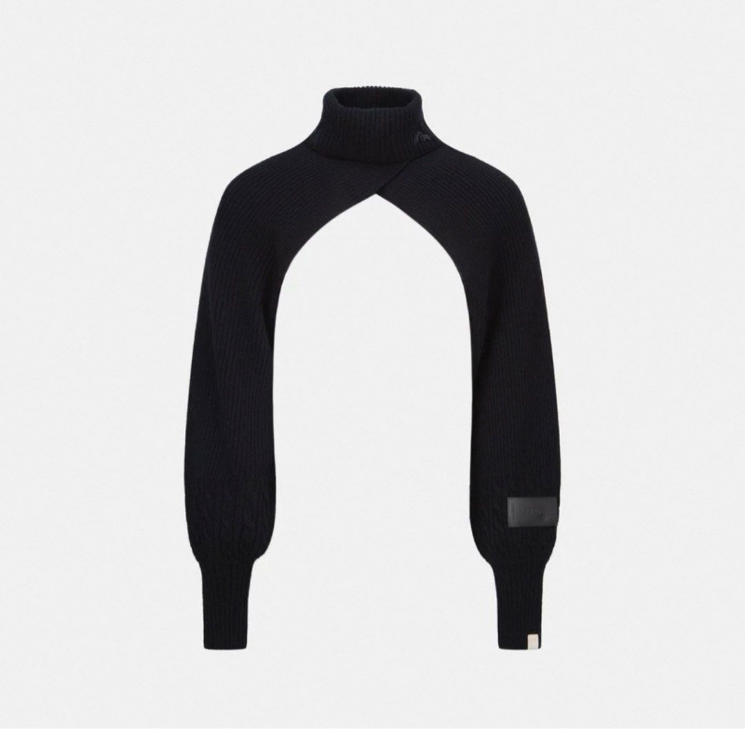 REPRICED Evisu Turtle Neck Knitted Shrug (Category: Longsleeves) located in Cebu City. Submitted by tala10 (Listing ID 1354298241, Image 2). Description: This is a new and unused Evisu Kuro knitted shrug that is made of 98% wool. Very nice and versatile as you can wear it over different tops to create different looks, plus it’s in black so it’s a very neutral color. It will be good for adding warmth and style to your outfits. RFS: too big on me O