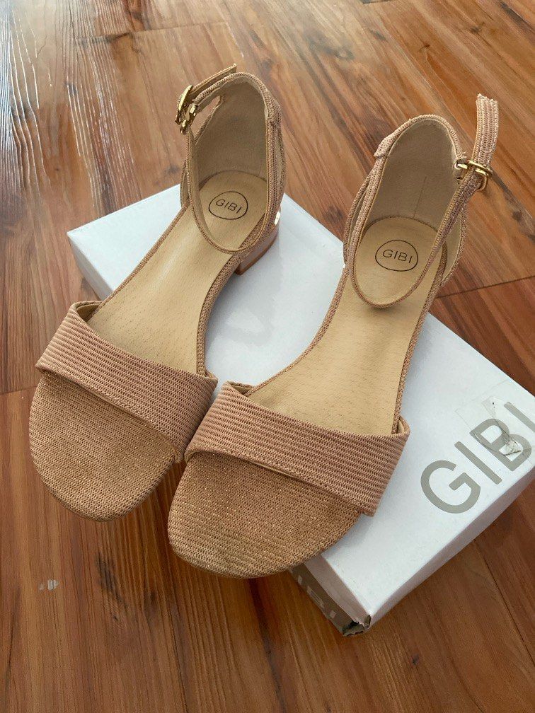 GIBI Sandals (Category: Flats & Sandals) located in Quezon City. Submitted by aaakids (Listing ID 1354188889, Image 1). Description: GIBI authentic Used once during a garden wedding Size 5 So nice and classg.
