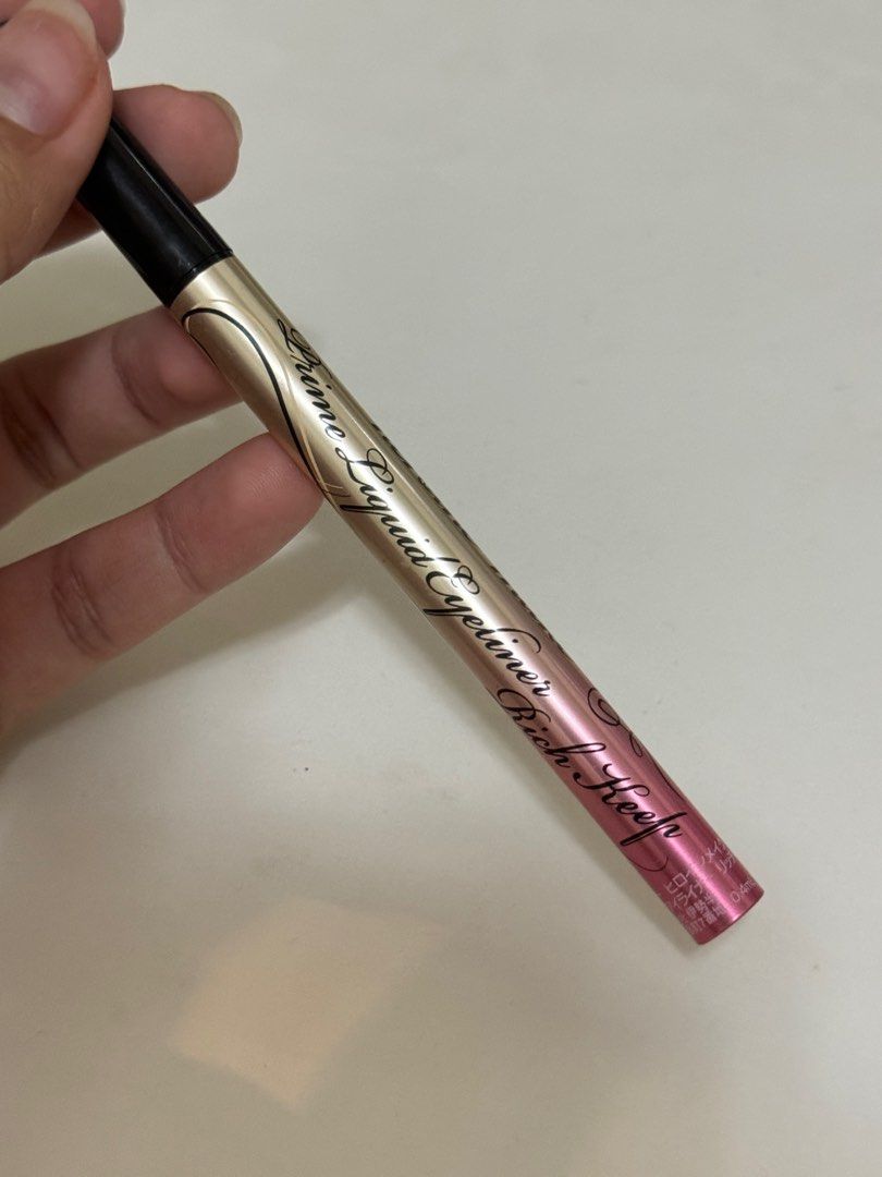 heroine make eyeliner (Category: Makeup) located in Urdaneta. Submitted by jaecore (Listing ID 1354288593, Image 2). Description: .