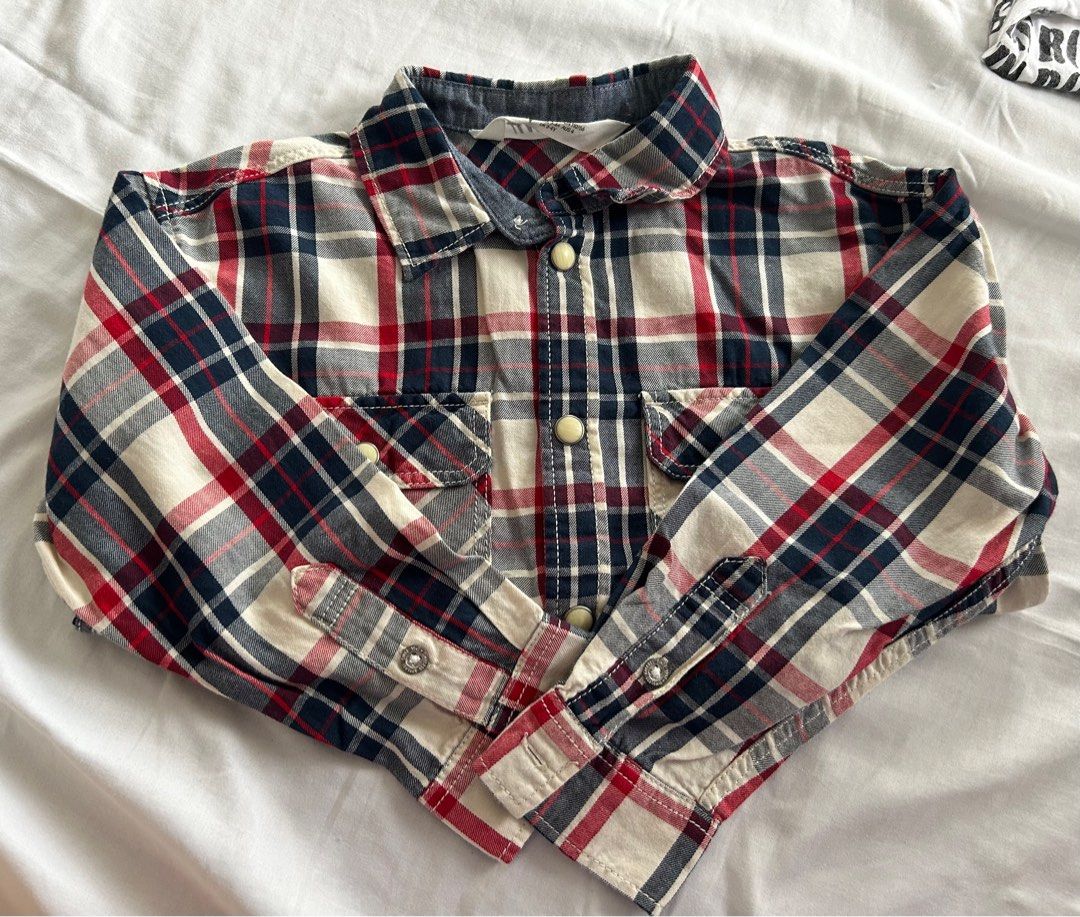 H&M Flannel / Plaid Polo (Category: Babies & Kids Fashion) located in Lipa City. Submitted by bituinpreloved (Listing ID 1354230435, Image 1). Description: Size: 3-4T Like new, never used, washed only RFS: toddler won’t wear, sensory issues :(.