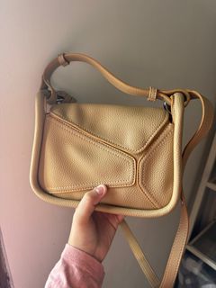 (Kategori: ) berada di . Dikirim oleh kerellviola (ID iklan 1354246574, Gambar 1). Deskripsi: .
