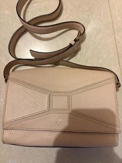 （分類：）位於 。 由 chenghok 提交（商品編號 1354299454，圖片 1）。簡介： 。