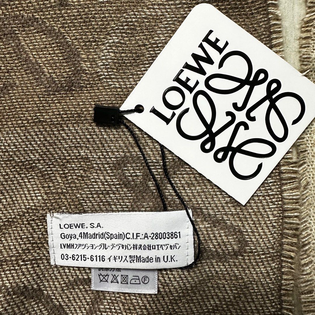 Loewe scarf (Category: Luxury Accessories) located in Quezon City. Submitted by ALLGOOD_THRIFT (Listing ID 1354313854, Image 3). Description: Brandnew with hangtg.
