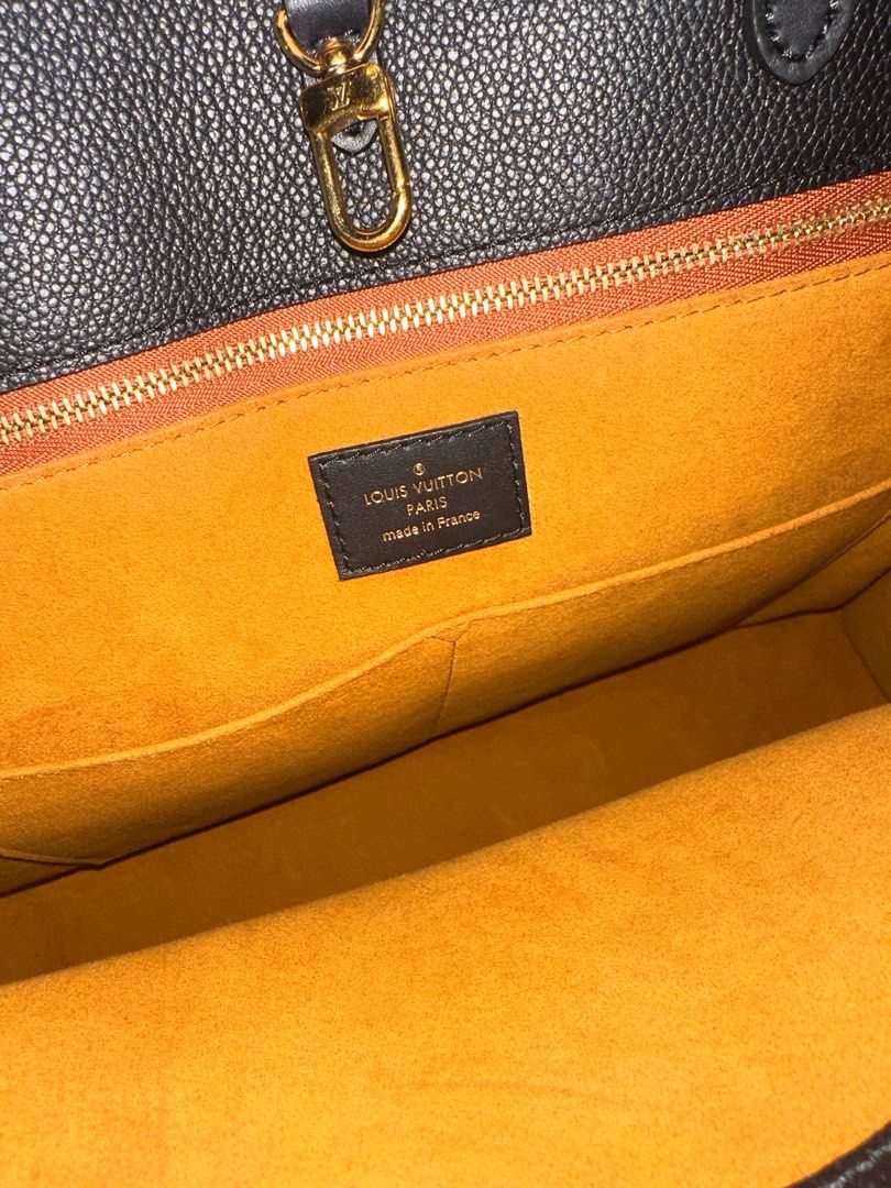 Louis Vuitton OnTheGo GM Monogram Empreinte Leather (Category: Luxury Bags & Wallets) located in Quezon City. Submitted by domcheng (Listing ID 1354273068, Image 3). Description: .
