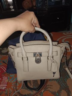 (Kategori: ) berada di . Dikirim oleh hamidahnia28565 (ID iklan 1354166922, Gambar 1). Deskripsi: .