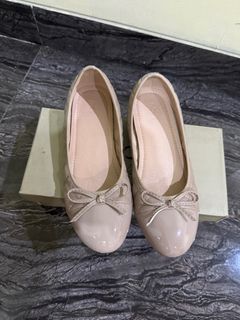 (Kategori: ) berada di . Dikirim oleh astaristuff (ID iklan 1354305710, Gambar 1). Deskripsi: .
