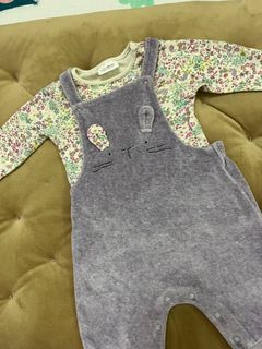 (Category: ) located in . Submitted by kylewardrobe (Listing ID 1354160568, Image 1). Description: .