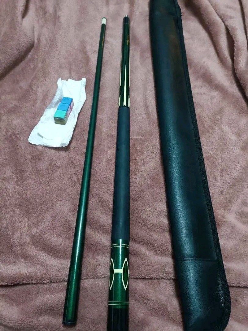 Robson Graphite (Category: Billiards and Bowling) located in Quezon City. Submitted by Chess (Listing ID 1354271095, Image 1). Description: Bagong palit lng ng tip.viper robson graphite free tusa and soft case nego.