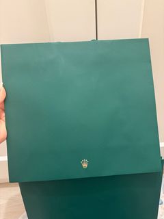 （分類：）位於 。 由 lc.luxury 提交（商品編號 1354249268，圖片 1）。簡介： 。