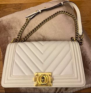 （分類：）位於 。 由 promisesell126 提交（商品編號 1354247381，圖片 1）。簡介： 。