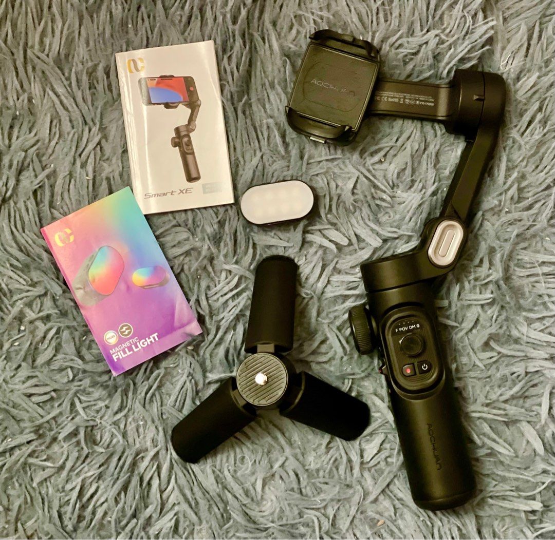 Smart XE | Aochuan Gimbal (Category: Tripods & Monopods) located in Bulacan. Submitted by akspreloved (Listing ID 1354224874, Image 1). Description: like new… wla lang po box naitapon na.. used only when we went to HK - fixed price.