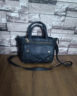 (Kategori: ) berada di . Dikirim oleh wongfehung (ID iklan 1354167605, Gambar 1). Deskripsi: .