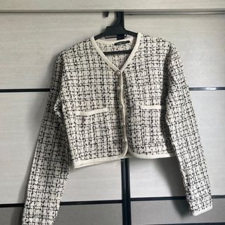 (Category: ) located in . Submitted by thriftwithff (Listing ID 1354208913, Image 1). Description: .