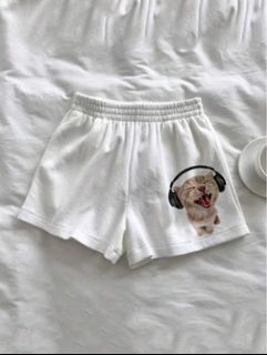 (Category: ) located in . Submitted by baublesbrew (Listing ID 1354159784, Image 1). Description: .