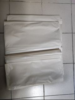 由 a09305539851284 (刊登 ID 1354390278，圖片 1) 提交，位於 的 (類別：)，說明：。
