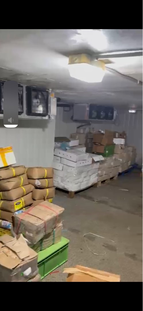 💸平過銀行估價🙈直接業主👍🏻免佣‼️合明工業大廈❄️內連1500尺大間低溫雪房❄️ Hop Ming Factory Building ❄️include a 1500 sq ft freezing room❄️Lower price than bank property valuation 💸64076921349635113