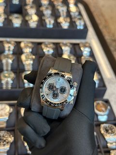 (Category: ) located in . Submitted by thewatchclubmanila (Listing ID 1354473518, Image 1). Description: .