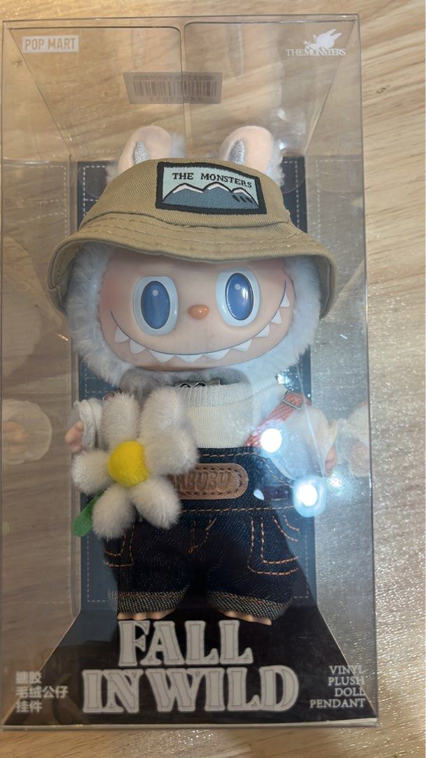 とも 新品POPMART LABUBU MOKOKO第2代 第3代 POPMART LABUBU MOKOKO 第2代 ぬいぐるみ - メルカリ
