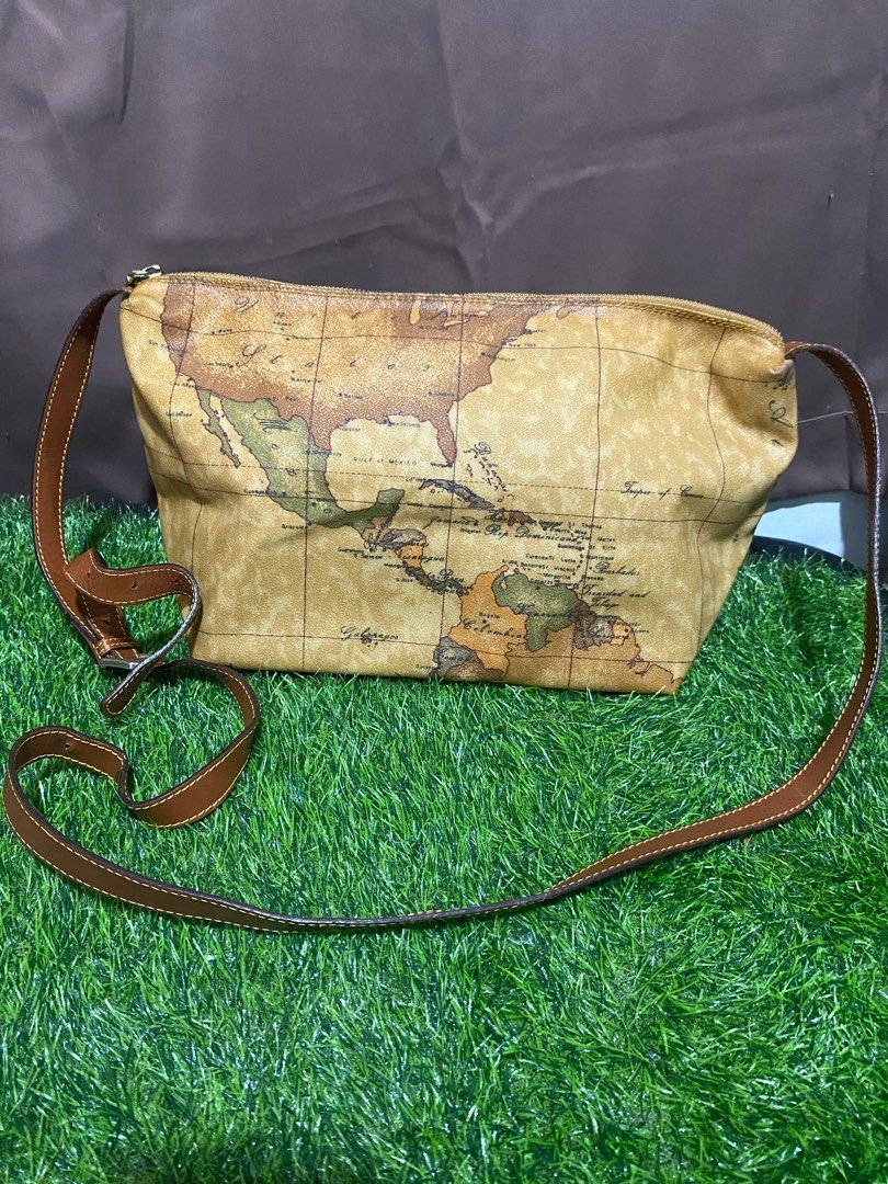 Alviero martini sling bag (Category: Luxury Bags & Wallets) located in Bayombong. Submitted by ecec1992 (Listing ID 1354485979, Image 1). Description: Legit alviero martini 100 percent money back if proven fake In excellent condition Vintage bag.