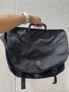 (Category: ) located in . Submitted by tayvonne (Listing ID 1354410597, Image 1). Description: .