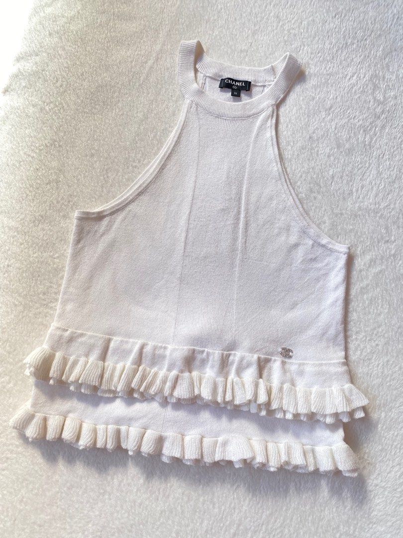 💫Chanel Ruffle Tank Top (Category: Luxury Apparel) located in Manila. Submitted by yourdaily_obsessions (Listing ID 1354456204, Image 1). Description: Brand: CHANEL •Size: 36 on tag, S-M •Retailed price: ₱174,400 php •must have!💅🤍✨ - 🫧Notes before making an offer❗️ •Photos are provided for self authentication. •Bogus/irresponsible buyer auto blocked •Check details first, to see minimal flaw/issue if any. •Payment First •Mine now, pay now. Pay