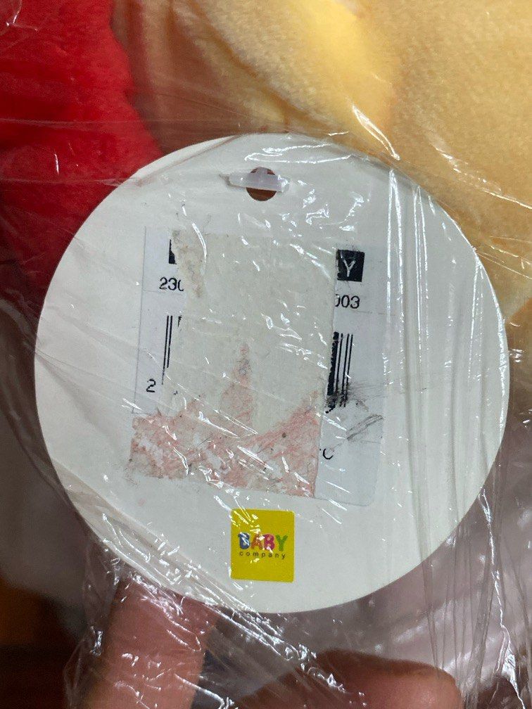Chicken Plushie (Category: Plushies & Soft Toys) located in Manila. Submitted by nicestuff.ph (Listing ID 1354436497, Image 3). Description: Brand new With tag .