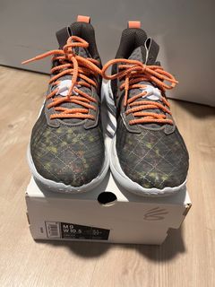 (Category: ) located in . Submitted by sneaker_solution (Listing ID 1354470565, Image 1). Description: .