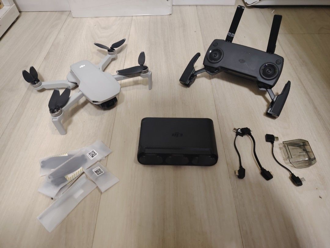 DJI Mavic Mini Fly More Combo