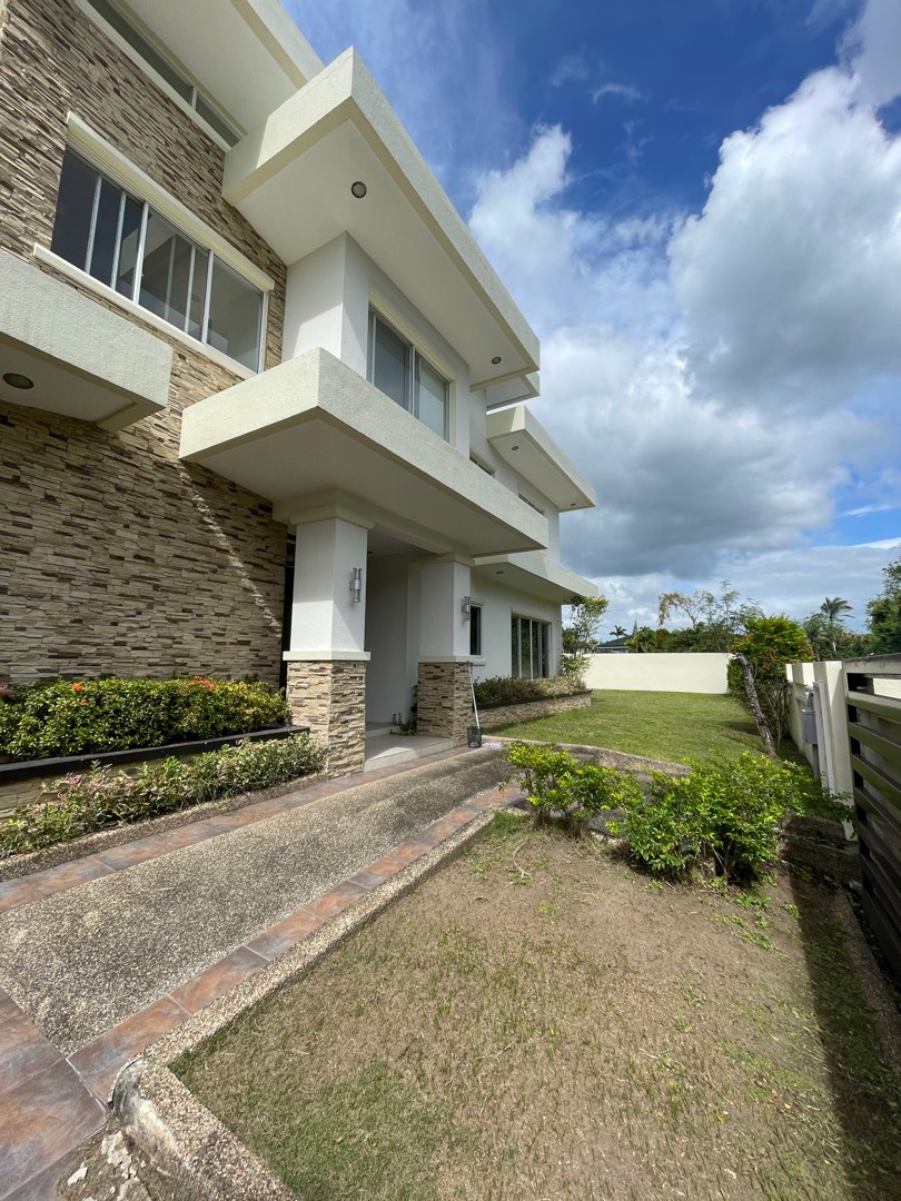 (Category: ) located in . Submitted by sacho_lacson.REMAXUnlimited (Listing ID 1216755959, Image 1). Description: .