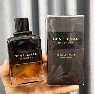 (Category: ) located in . Submitted by perfume.legend (Listing ID 1354332416, Image 1). Description: .