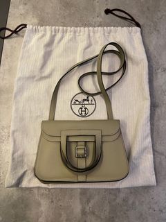 （分類：）位於 。 由 ainochikara 提交（商品編號 1354351429，圖片 1）。簡介： 。