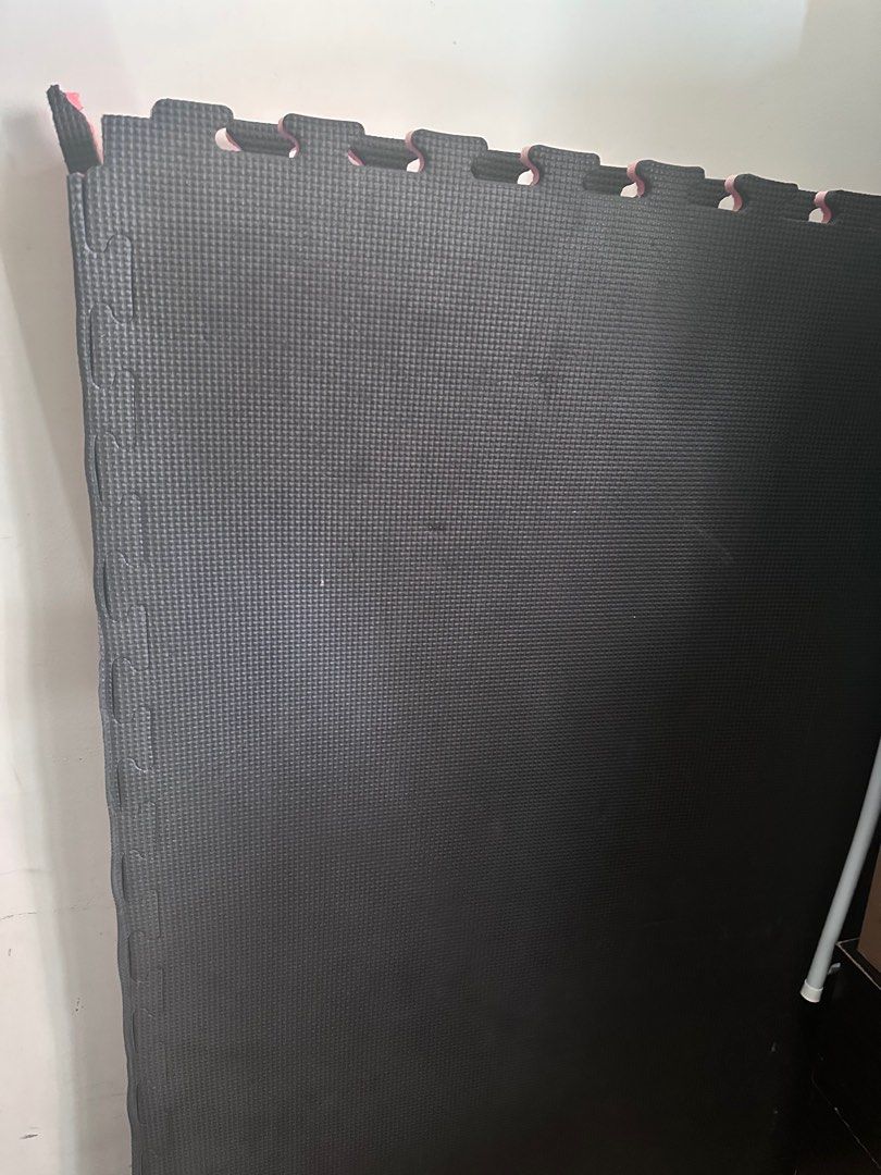 High Density Mats (Category: Exercise Mats) located in Muntinlupa City. Submitted by 1quality2branded3cheap (Listing ID 1354486062, Image 1). Description: High density mats, well used. Can be used with weights. .