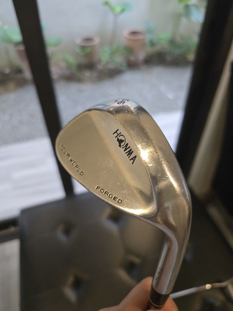 Tobunda TB 300 56° Sand Wedge Stiff Steel Shaft Golf Pride Grip