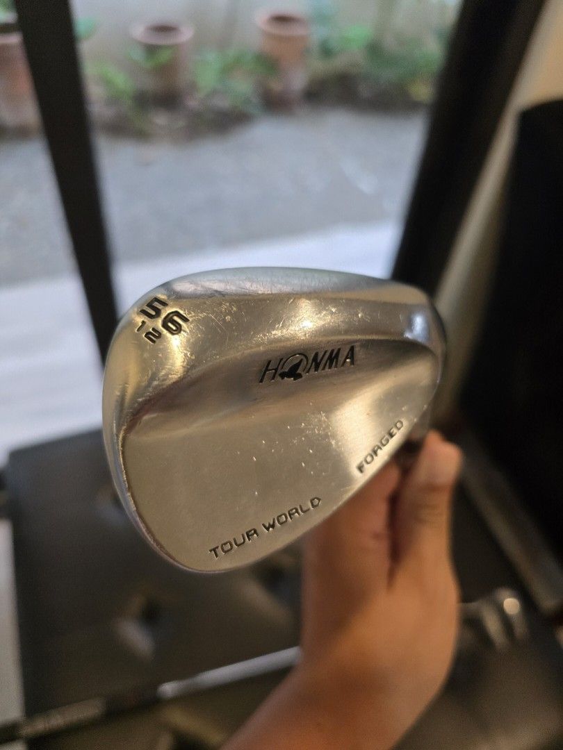 Tobunda TB 300 56° Sand Wedge Stiff Steel Shaft Golf Pride Grip