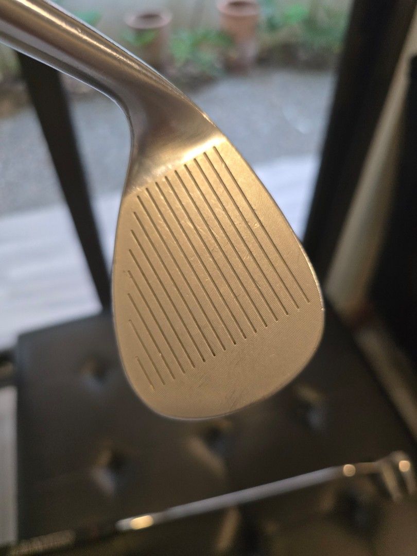 Tobunda TB 300 56° Sand Wedge Stiff Steel Shaft Golf Pride Grip