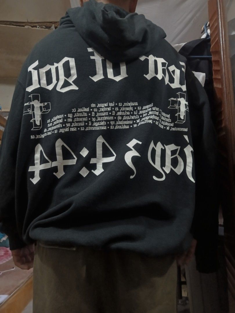 JAY Z X FEAR OF GOD HOODIE COLLAB DIMENSIONS WIDTH 25.8 LENGTH 28.5 (Category: Coats, Jackets and Outerwear) located in Solano. Submitted by andrewfrancisco3.0 (Listing ID 1352987599, Image 1). Description: DIMENSIONS WIDTH 25.8 LENGTH 28.5.