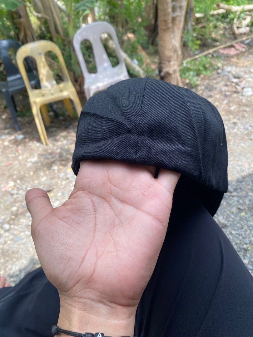 Kangol close cap (Category: Caps & Hats) located in Valenzuela. Submitted by bengbeng13 (Listing ID 1354387458, Image 3). Description: Kangol close cap Wool Price 550.