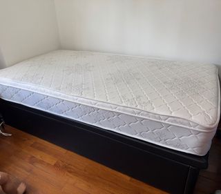 (Category: ) located in . Submitted by jonagoh (Listing ID 1354403783, Image 1). Description: .