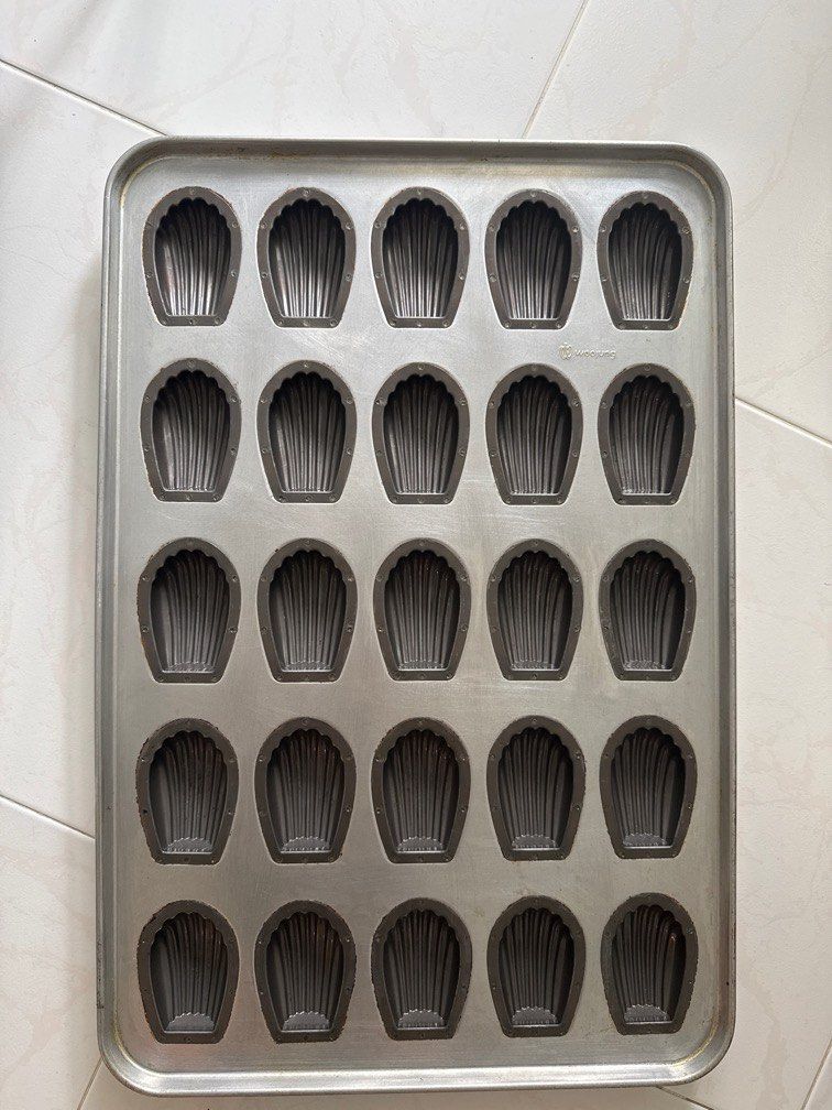 Korean Madeleine Pan