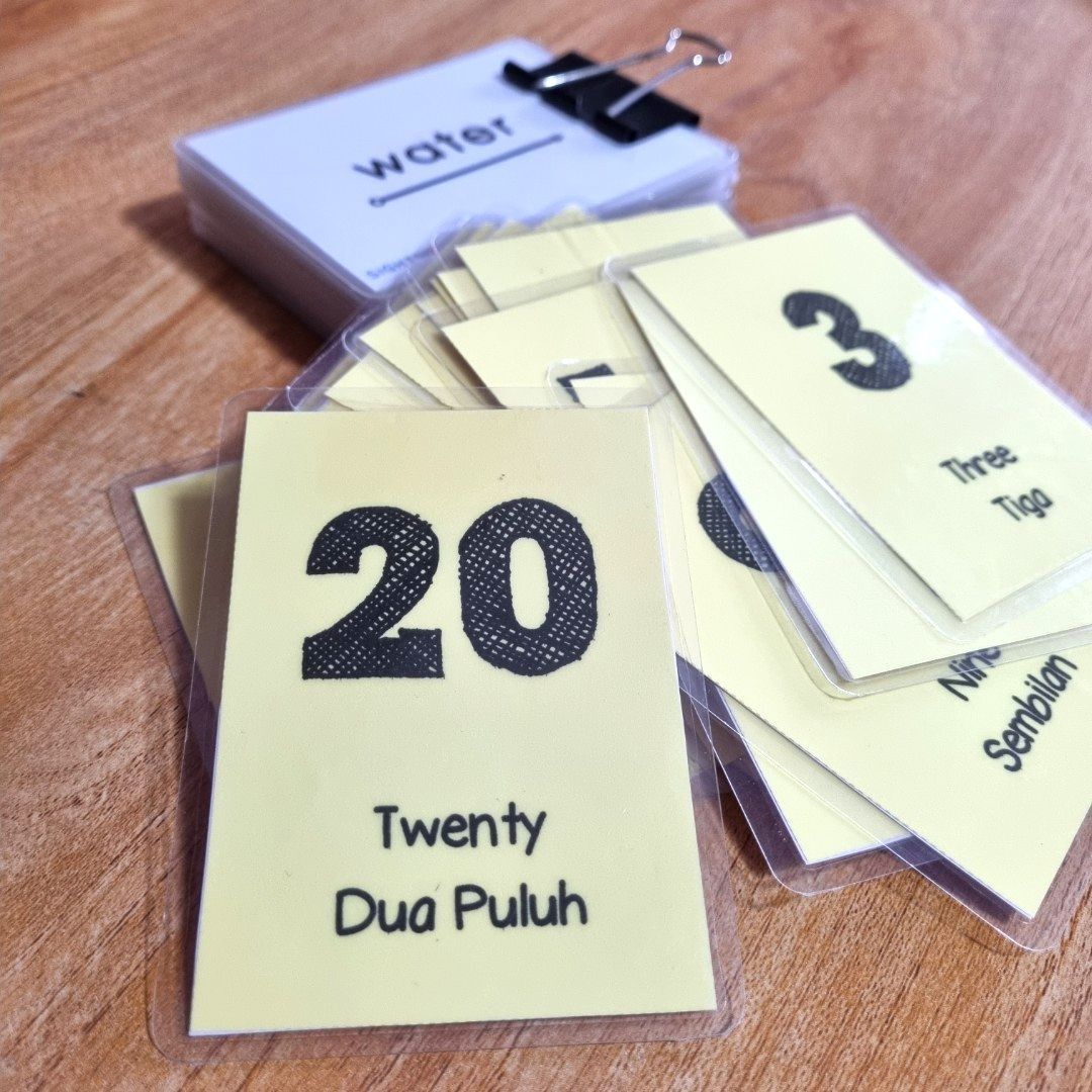 Laminating Service (Category: Art & Prints) located in Singapore. Submitted by busylady_ama (Listing ID 1337296921, Image 3). Description: I provide laminating service at my place. A4 $1/pc A3 $2/pc.