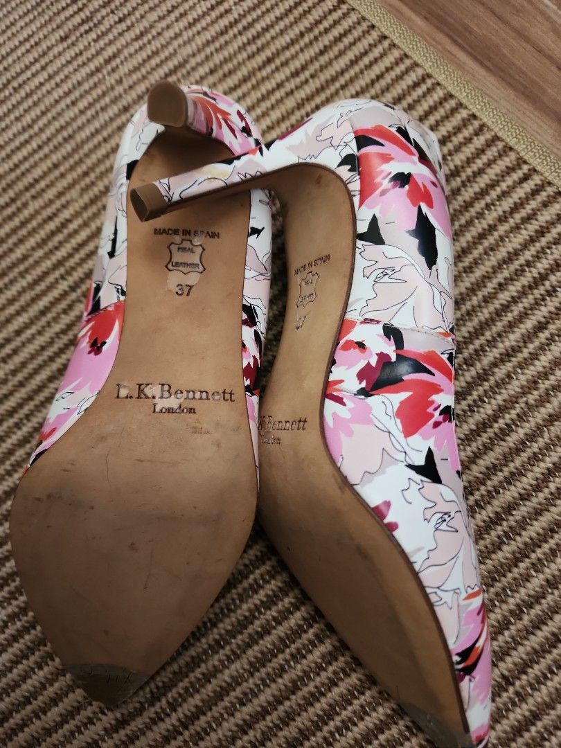 L.K. Bennett heels (Category: Heels) located in Paranaque City. Submitted by declutterproject (Listing ID 1354371197, Image 3). Description: .