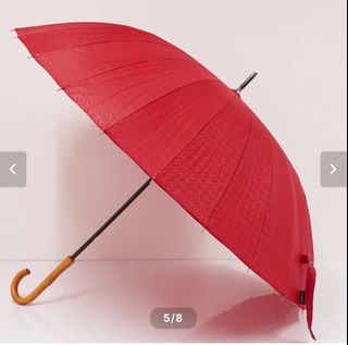 (Category: ) located in . Submitted by flaunt-your-umbrellas (Listing ID 1354376018, Image 1). Description: .