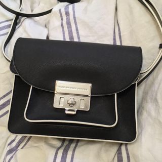 （分類：）位於 。 由 millie_chow 提交（商品編號 1354512877，圖片 1）。簡介： 。